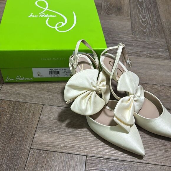 Sam Edelman Halie Bow Heel - Picture 2 of 5